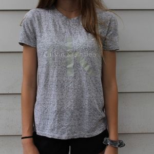 NWOT Calvin Klein Jeans Heather Grey Tee Shirt